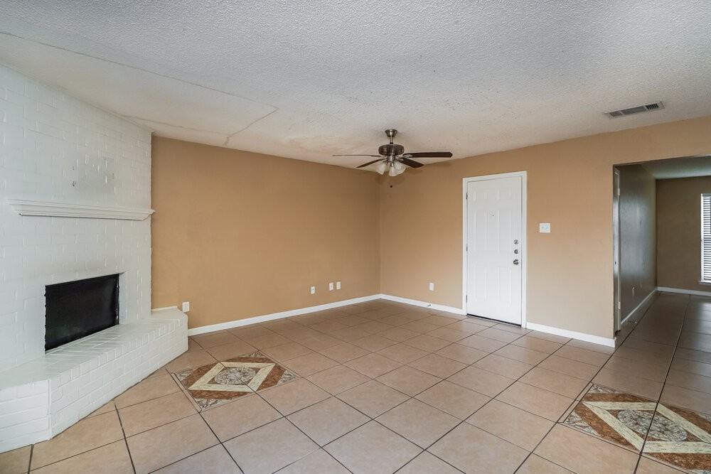 3713 Arnold Dr - Photo 3 of 16