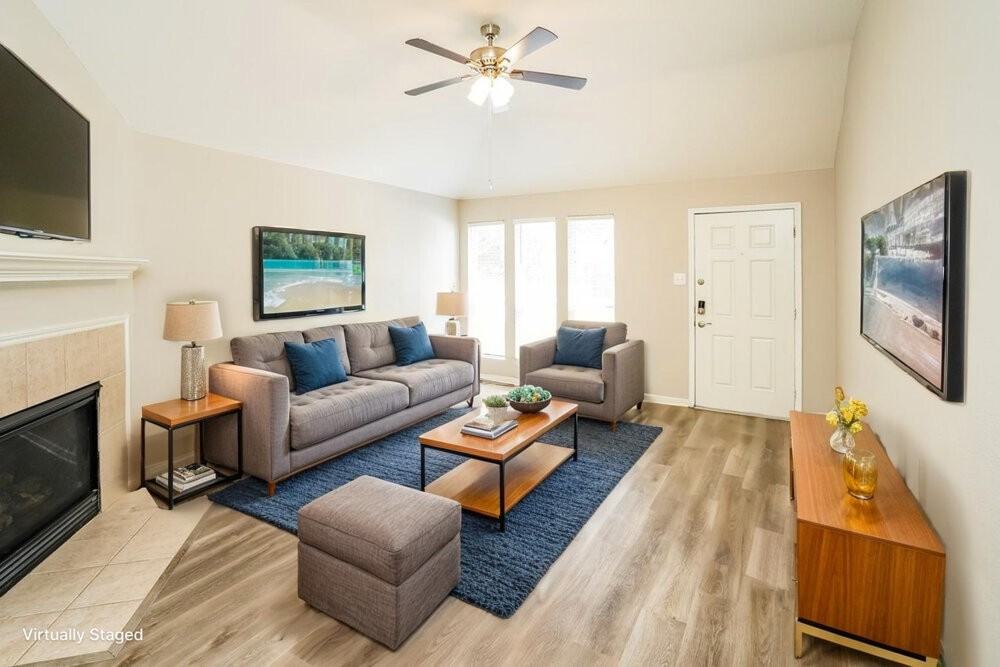 16924 Tableland Trl - Photo 3 of 19