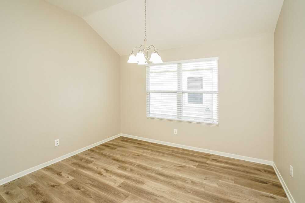 16924 Tableland Trl - Photo 7 of 19