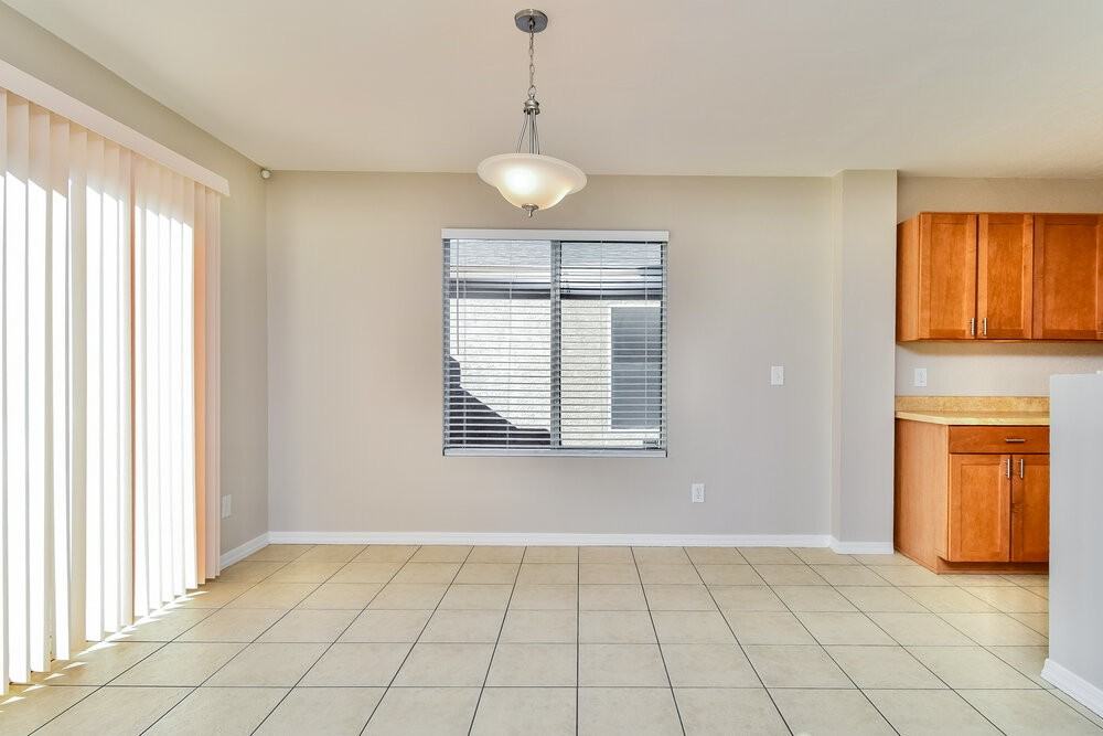 6766 S Parliament Dr - Photo 7 of 20