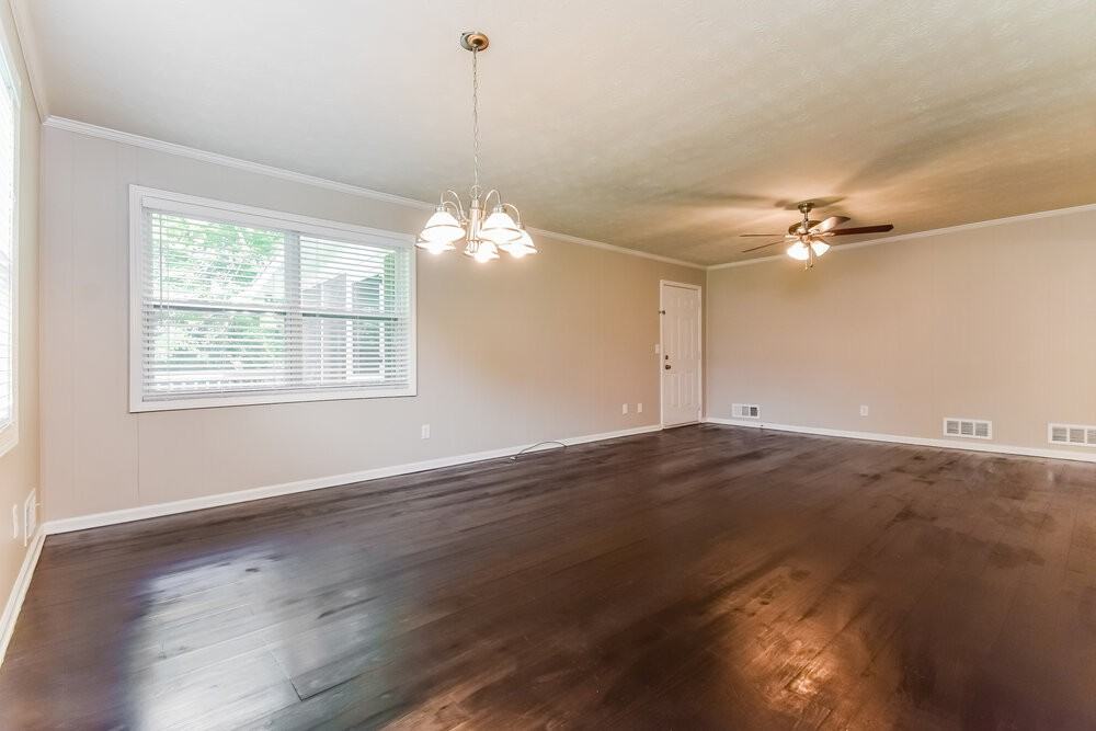 391 Rock Meadow Dr - Photo 4 of 19