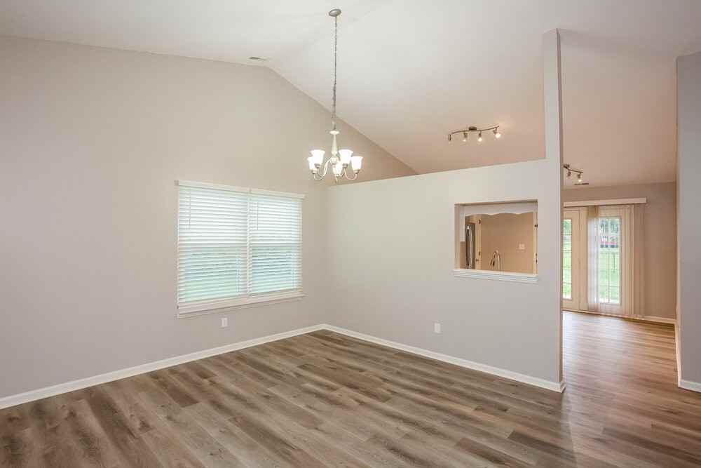 1333 Cypress Dr - Photo 5 of 16