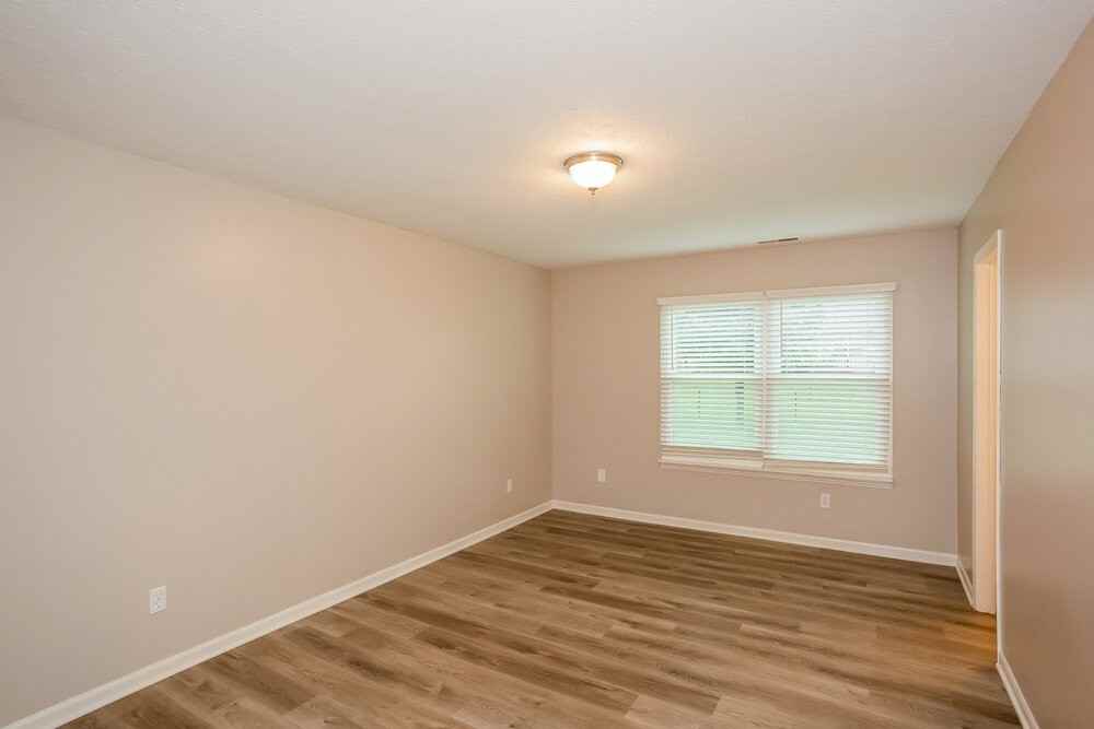 1333 Cypress Dr - Photo 7 of 16