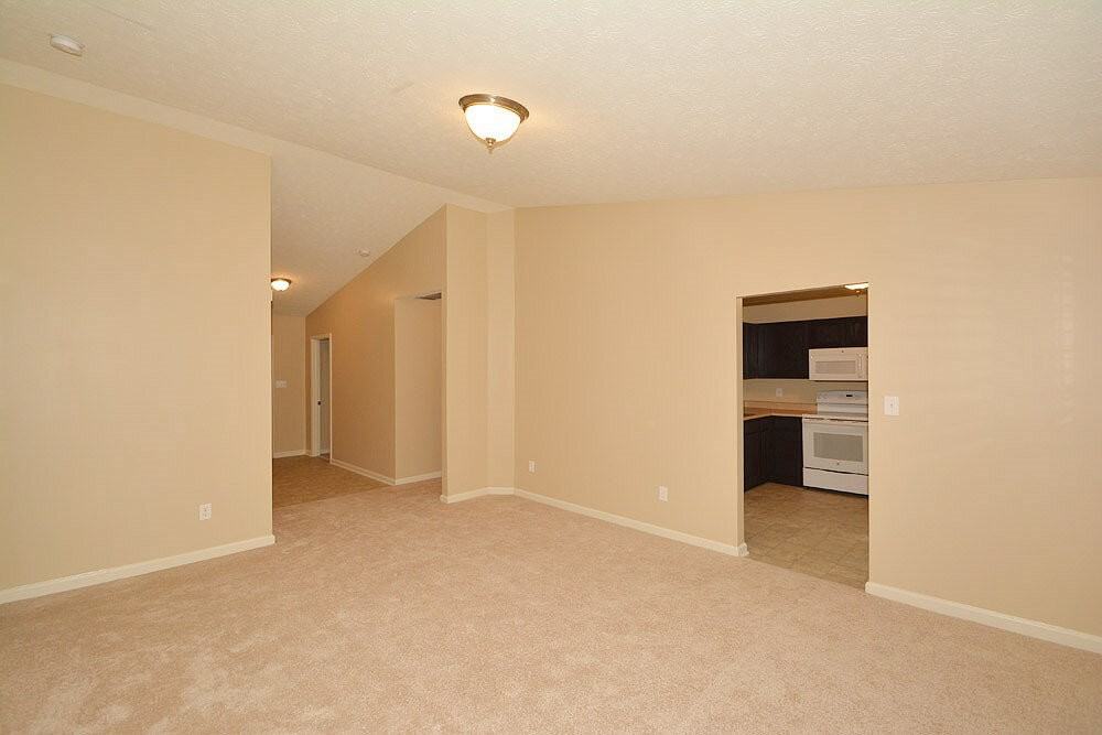 4071 Dogwood Ct - Photo 3 of 20