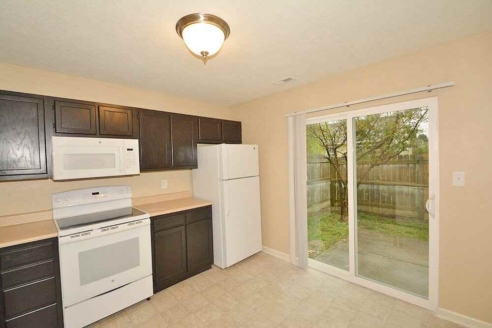 4071 Dogwood Ct - Photo 7 of 20