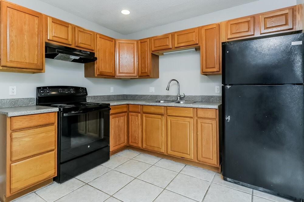 1211 Se Sea Oat Ln - Photo 7 of 16