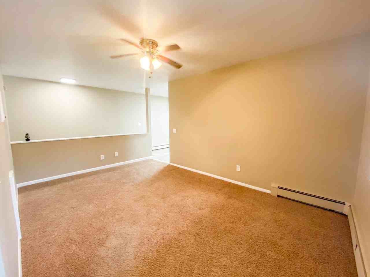 1035 West Fiedler Lane #11 - Photo 7 of 28