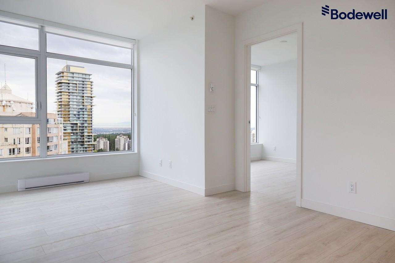 Station Square 5 - Photo 2 of 19