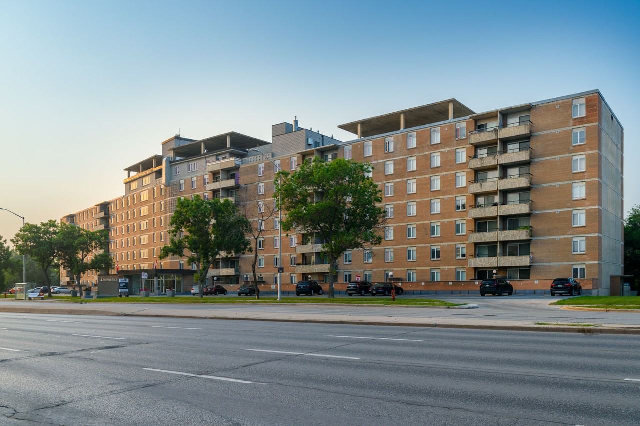 Pinewood Place - Photo 3 of 25