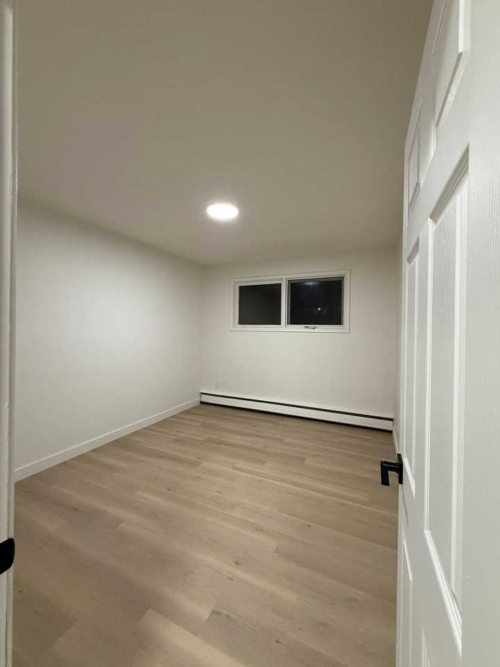 The Mcdonald - Photo 6 of 20