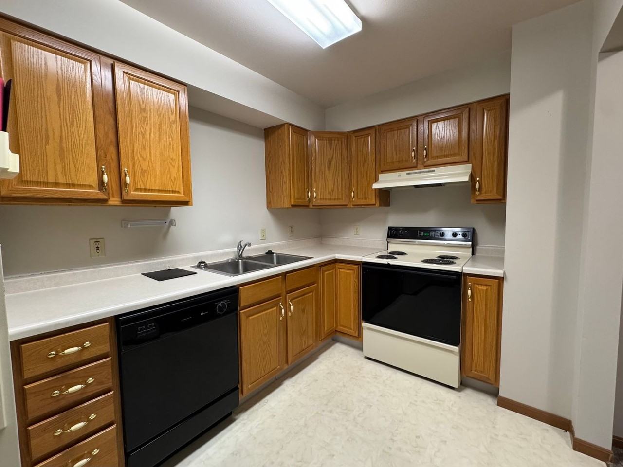 Independent living community. - Photo 3 of 33