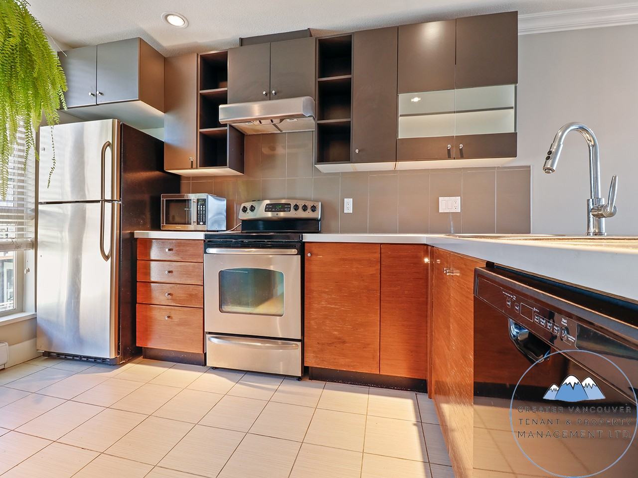 728 14th St W - Photo 2 of 50