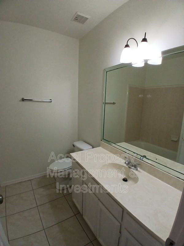 128 San Jacinto St - Photo 6 of 28