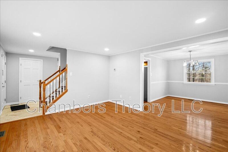 8300 White Star Ct - Photo 6 of 38