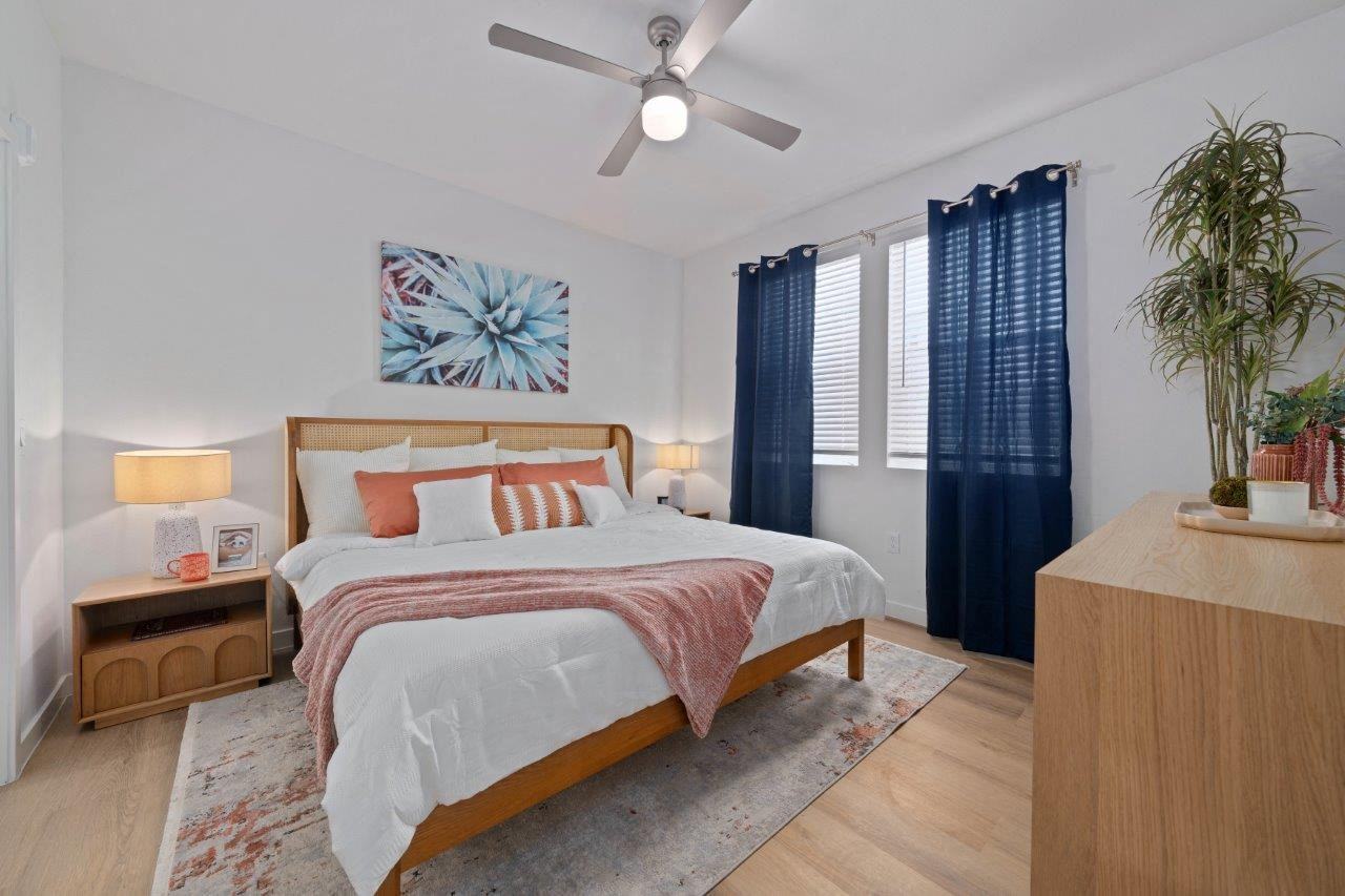 Radia Avondale Station - Photo 5 of 15