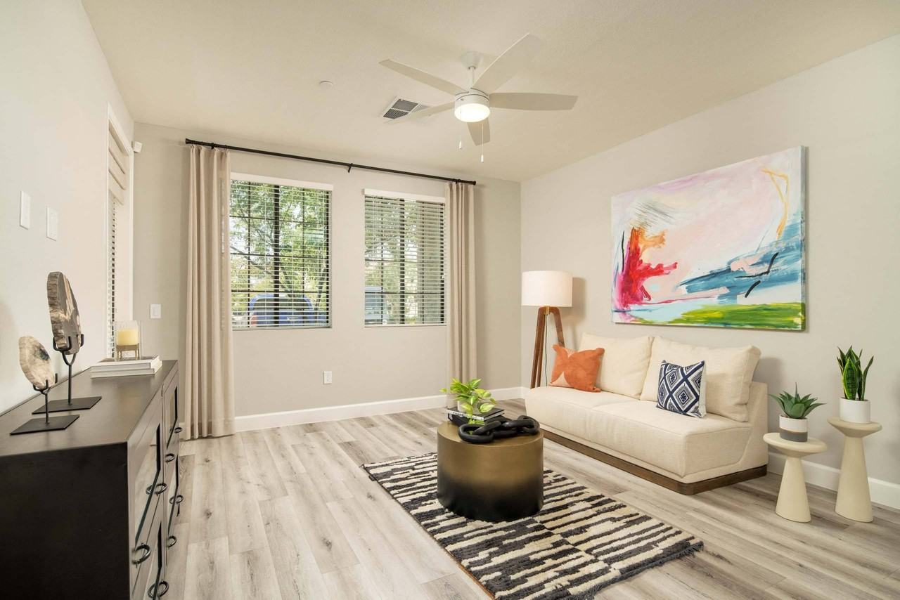 Spire Deer Valley - Photo 3 of 33