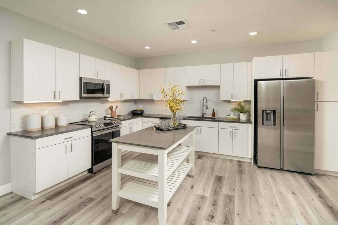 Spire Deer Valley - Photo 4 of 33