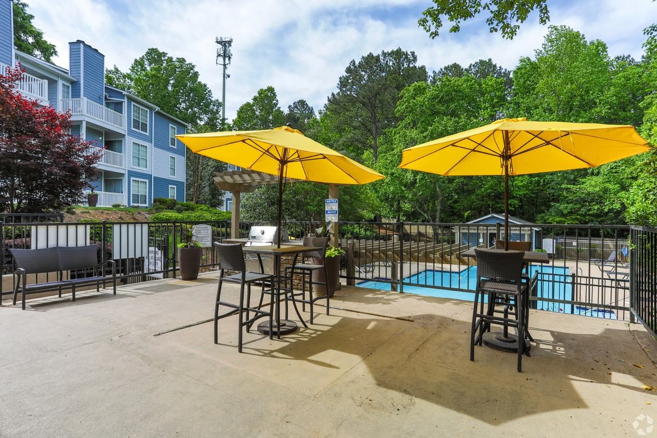 SoCo Apartments at Vinings - Photo 2 of 21