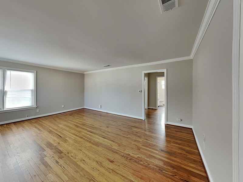 4919 Birchman Ave - Photo 2 of 13