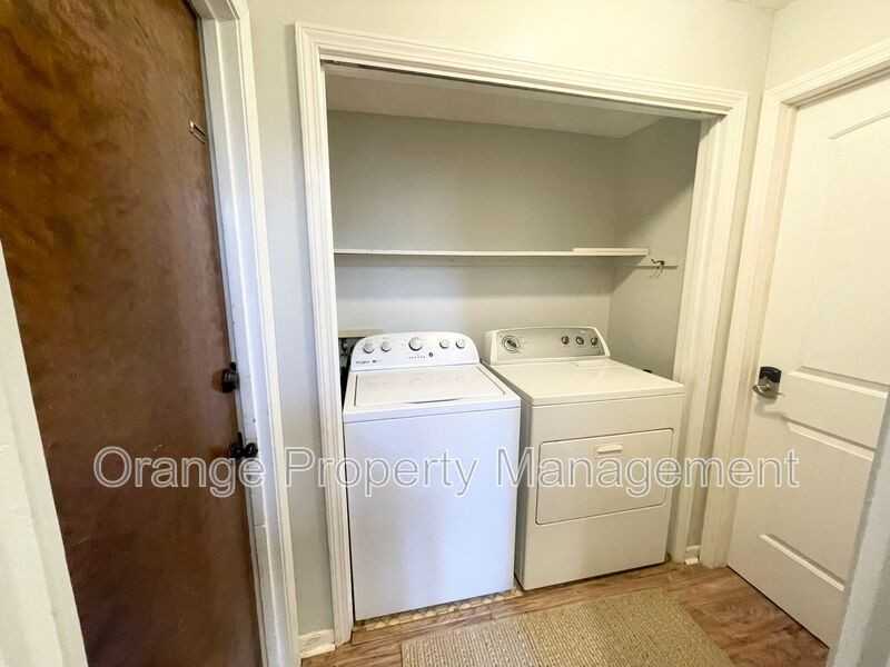 328 Wellington Way - Photo 6 of 20