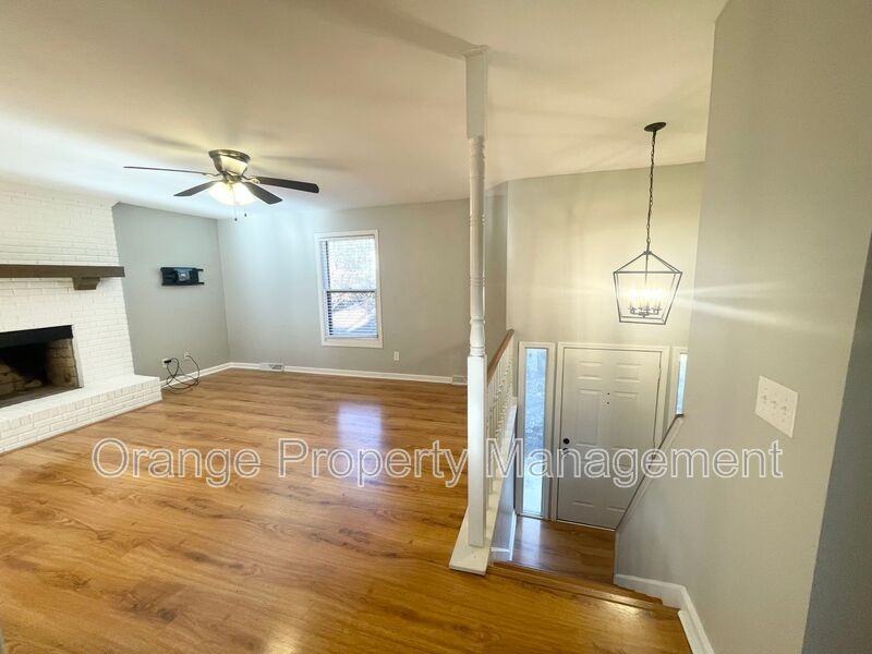 328 Wellington Way - Photo 2 of 20