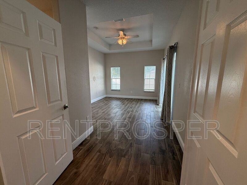 4329 Lenox Blvd - Photo 7 of 21