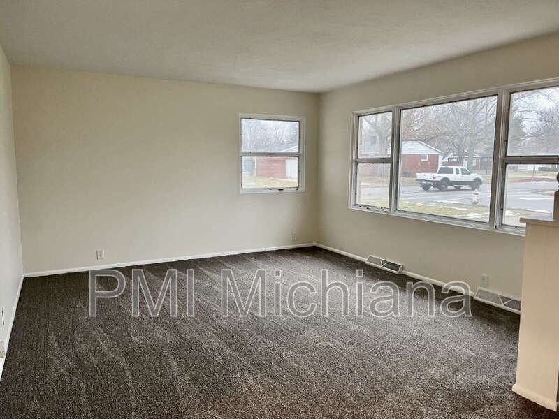 1647 Vernerlee Ln - Photo 2 of 29