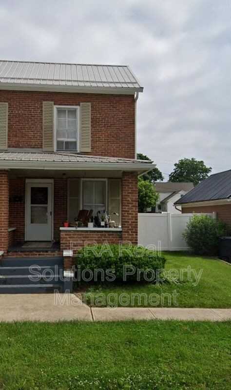 148 E South St - Photo 2 of 10