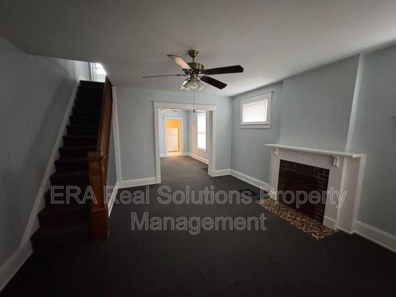 148 E South St - Photo 3 of 10