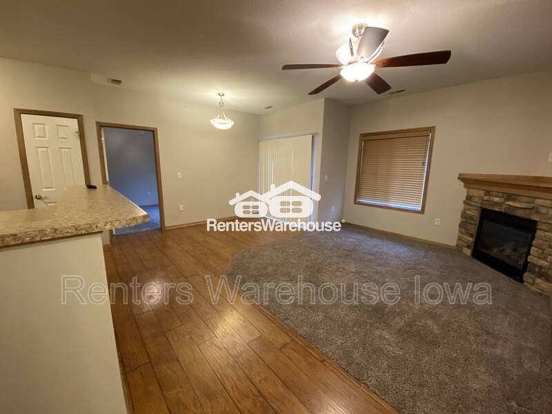 2000 Meadow Ct #402 - Photo 4 of 16