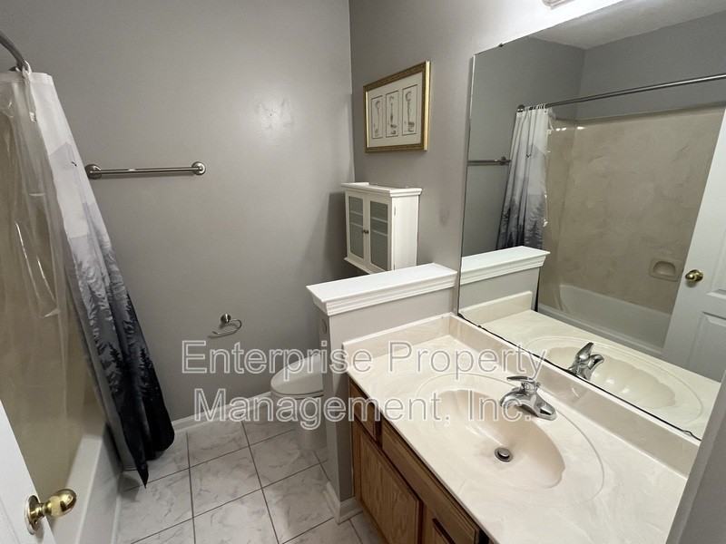 1421 Radley Cv - Photo 6 of 21