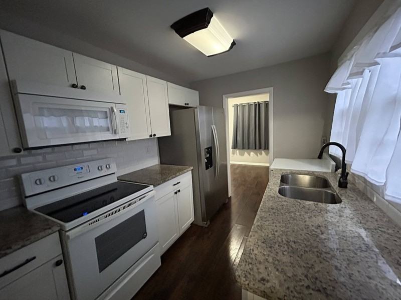 3903 Newson Rd Sw - Photo 3 of 12