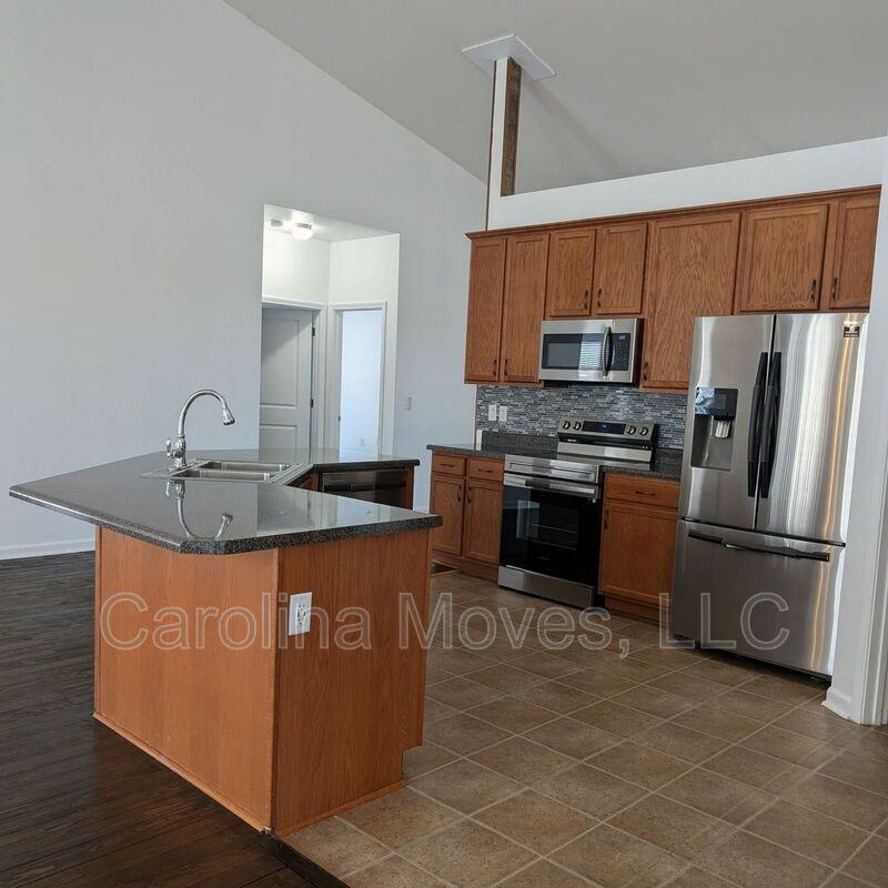 124 Bascom Ct - Photo 6 of 25