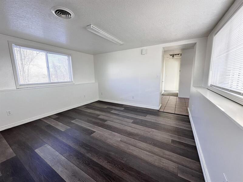 28 Ne #2 - Photo 3 of 12