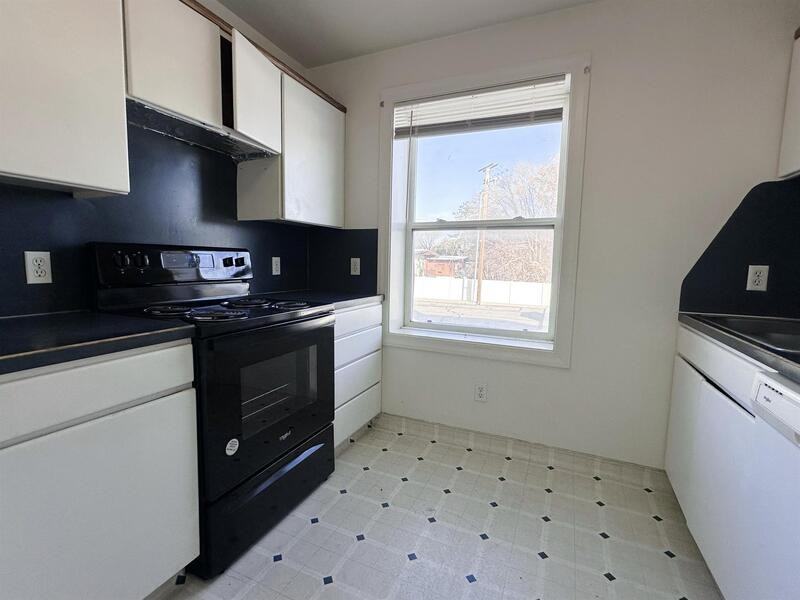 28 Ne #2 - Photo 7 of 12