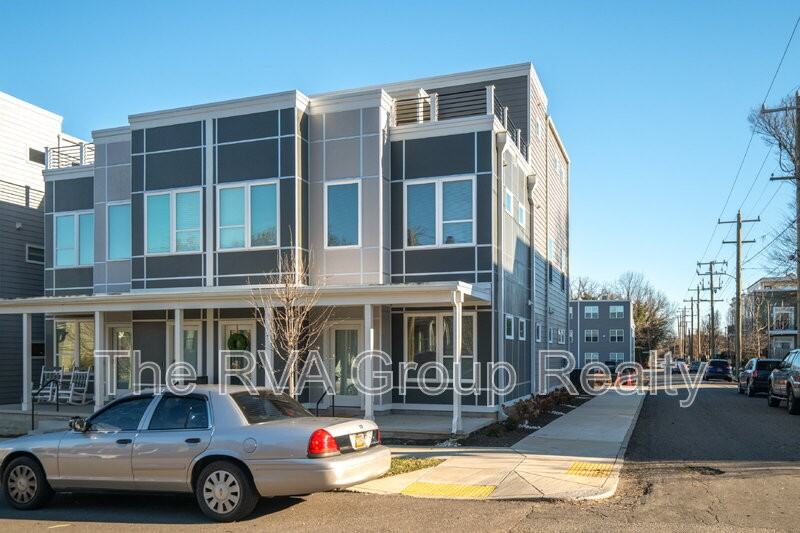 918 Porter St #A - Photo 2 of 40