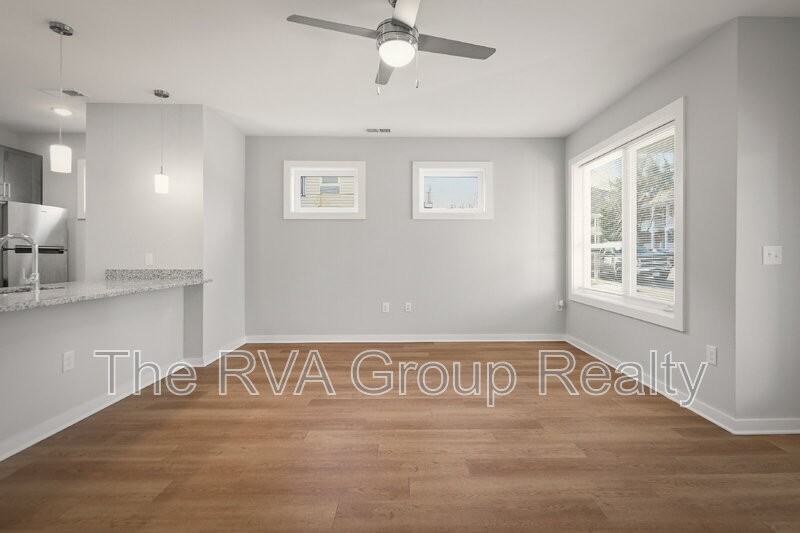 918 Porter St #A - Photo 7 of 40