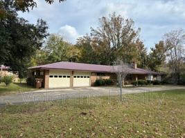 featured image of 19136 Pineville Rd