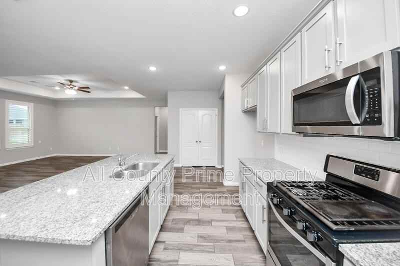 31215 Whitfield Ct - Photo 7 of 24