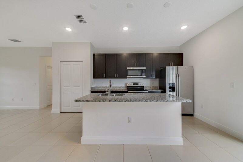 15772 Sw 37th Cir - Photo 3 of 11