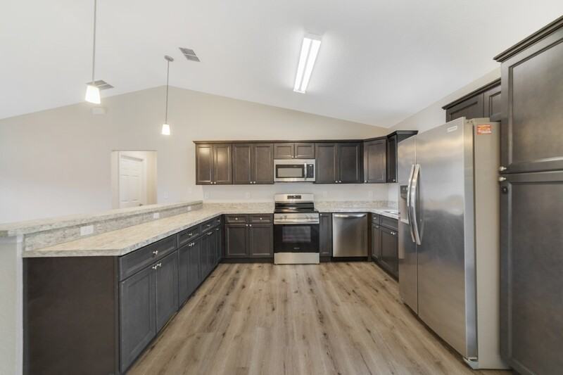 5624 Pecan Rd - Photo 2 of 10