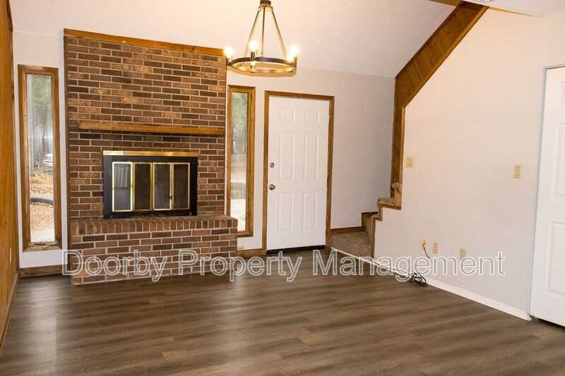 18 S Germantown Rd #7 - Photo 4 of 13