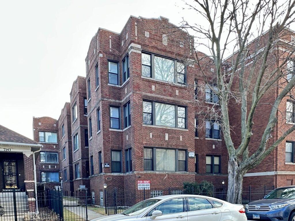 7149 S Constance Ave #1E