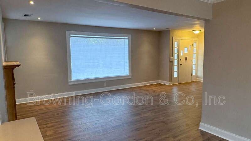 328 E Thompson Ln - Photo 2 of 18