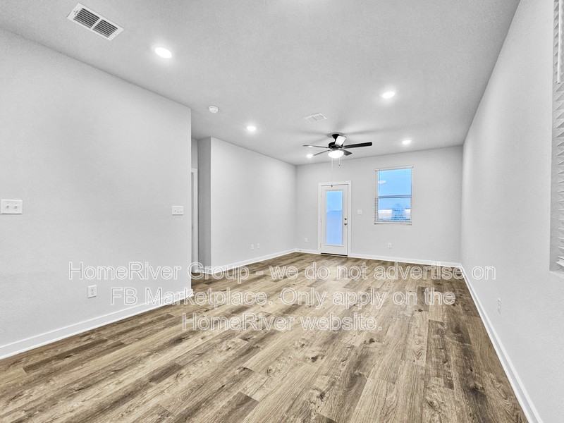 13421 Swift Wind Dr - Photo 5 of 23