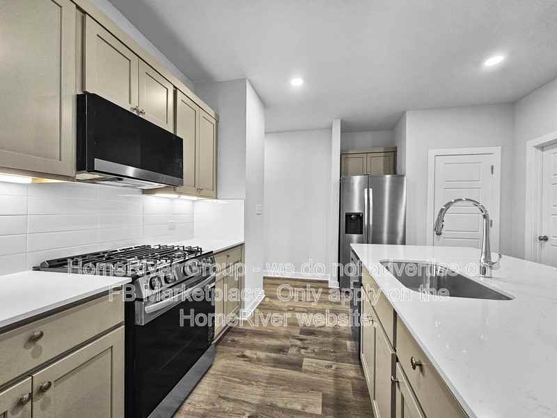 13421 Swift Wind Dr - Photo 2 of 23