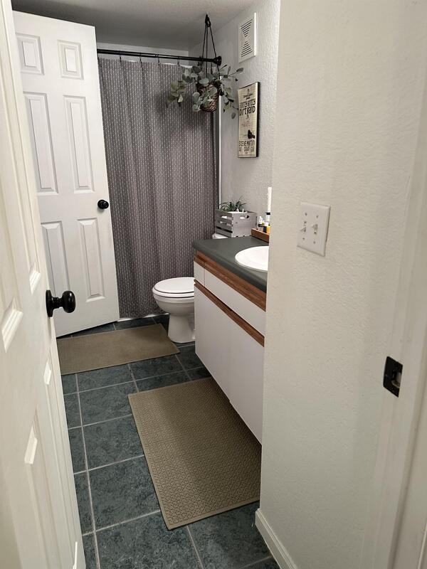 836 Indiana St - Photo 7 of 17