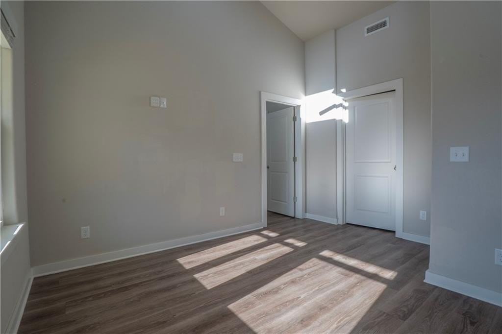 704 N Honey Locust Bnd - Photo 3 of 15