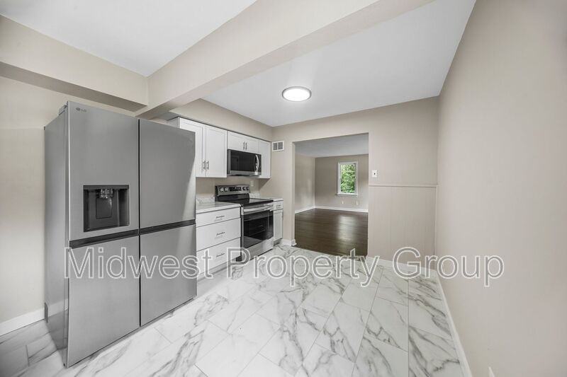 618 Wesley Ave - Photo 2 of 22