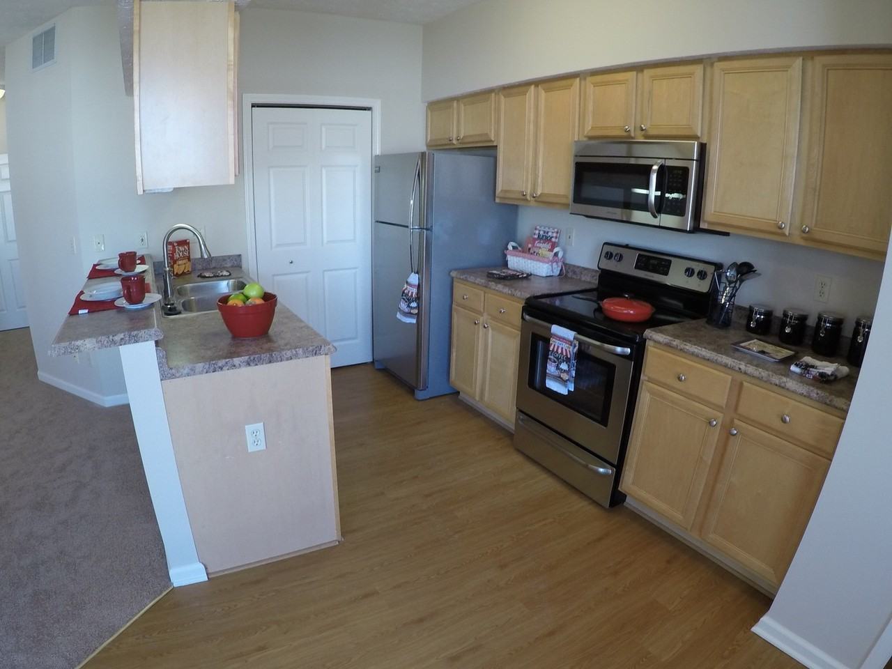 Portledge Commons, 1 and 2 Bedroom apartments, carport, central Lafayette - Photo 2 of 50